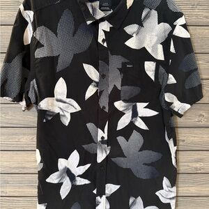 TWO RVCA  Men’s Hawaiian Button Down Shirts